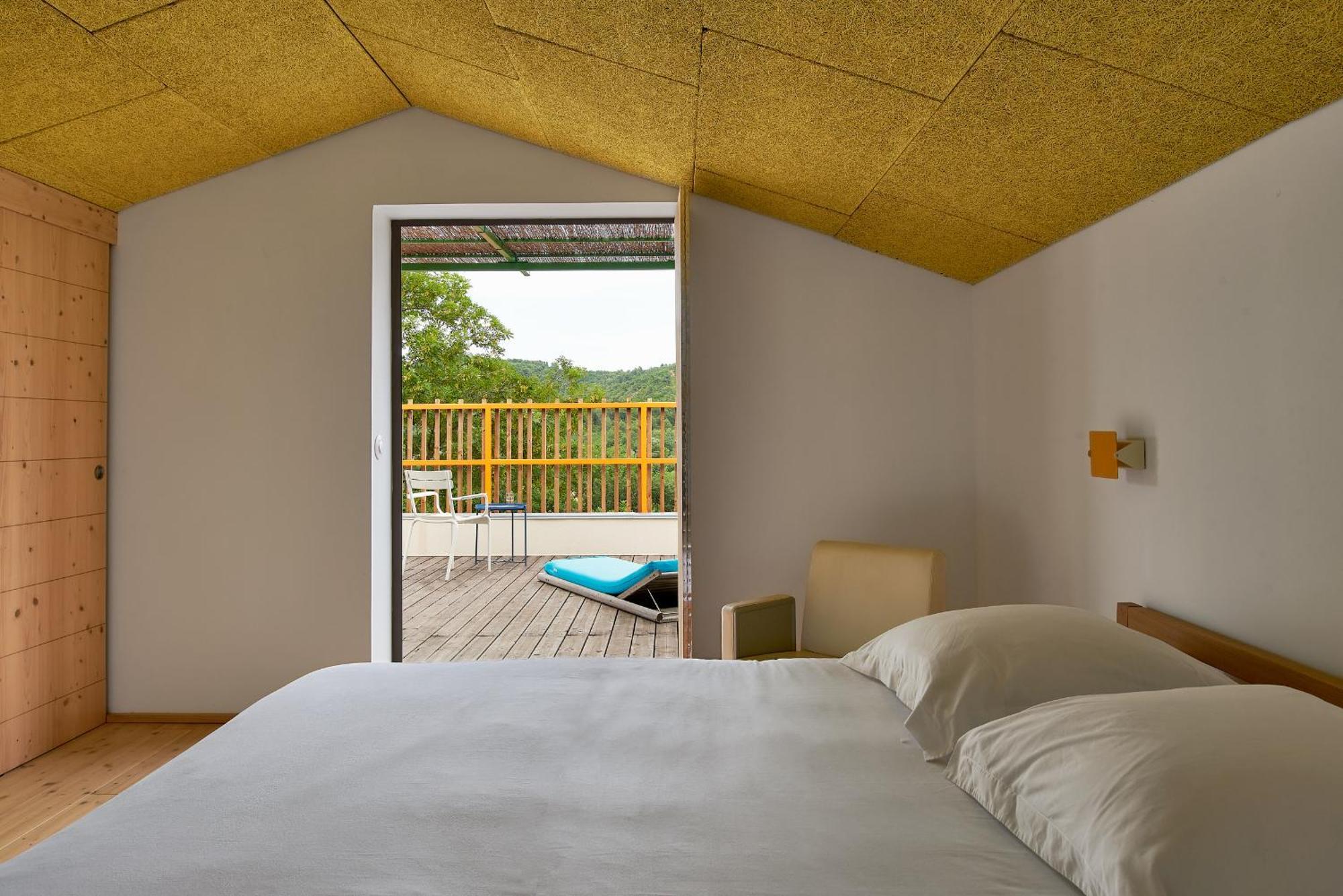 Bed and Breakfast Domaine La Ferme Hi Bride Villelaure Exteriér fotografie